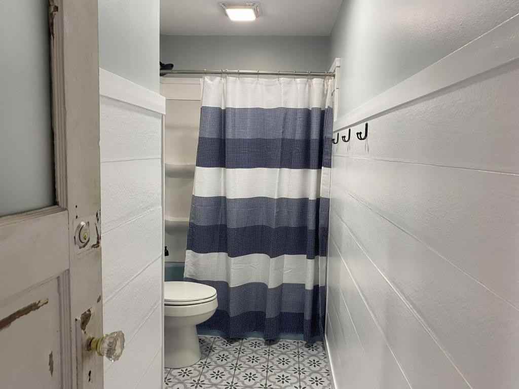 4138 Lake St - Photo 4 of 12