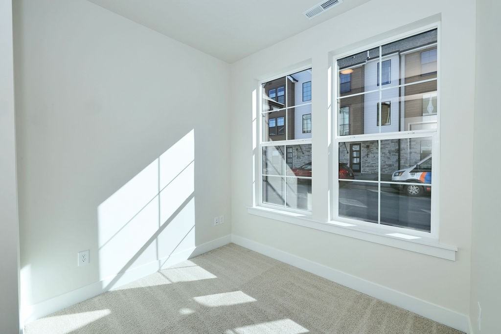 350 W California Dr - Photo 3 of 23