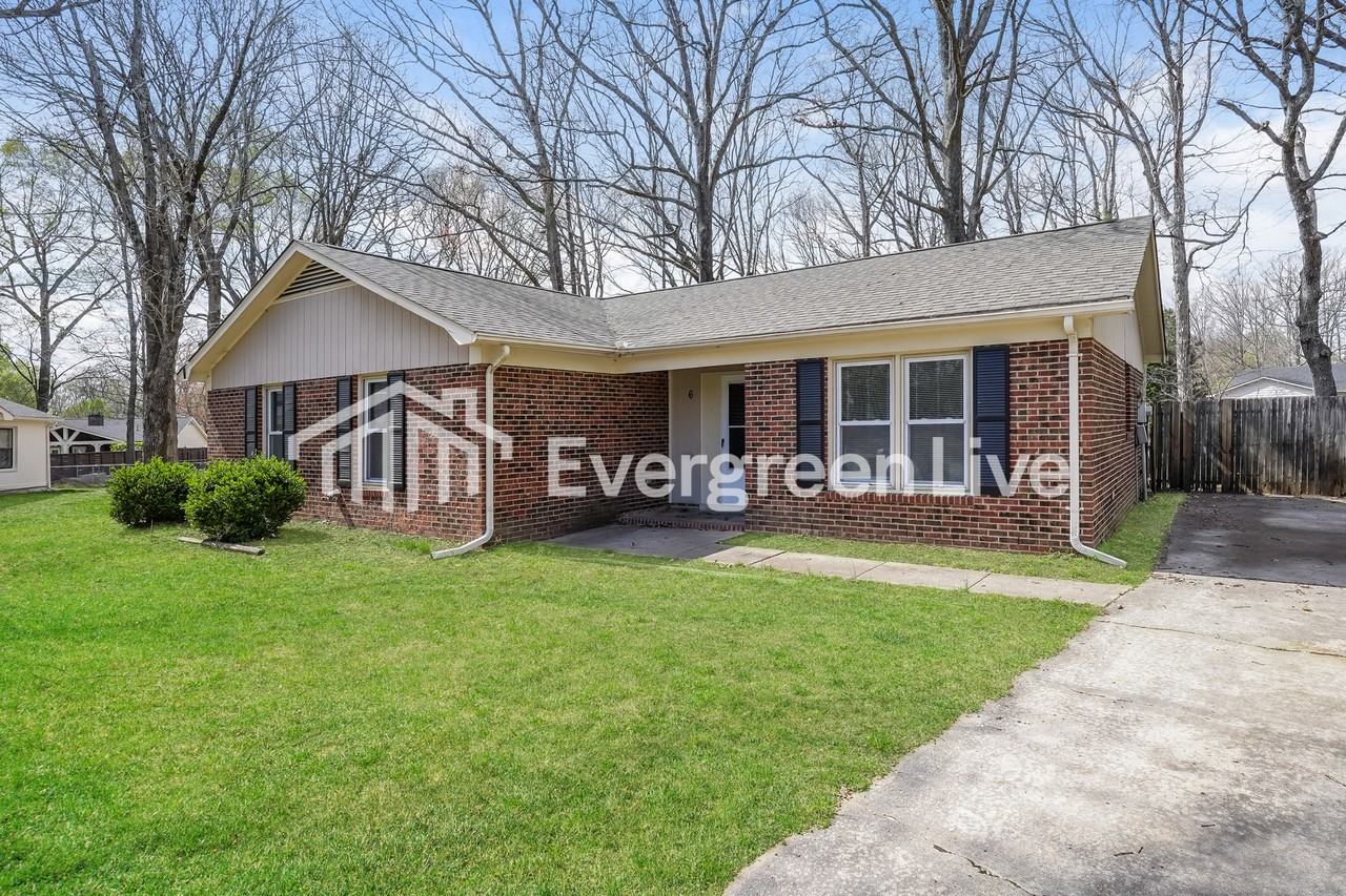 6 Coachman Ct - Photo 2 of 15