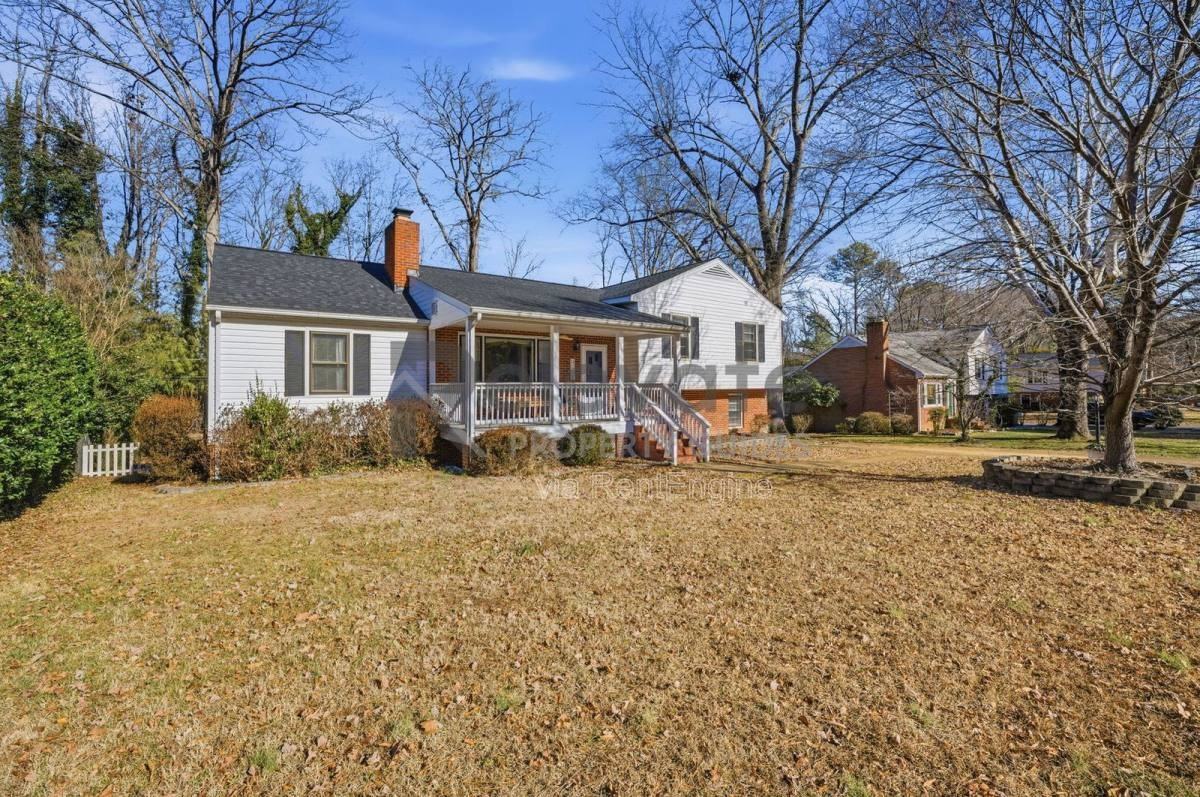 9002 Michaux Ln - Photo 2 of 8