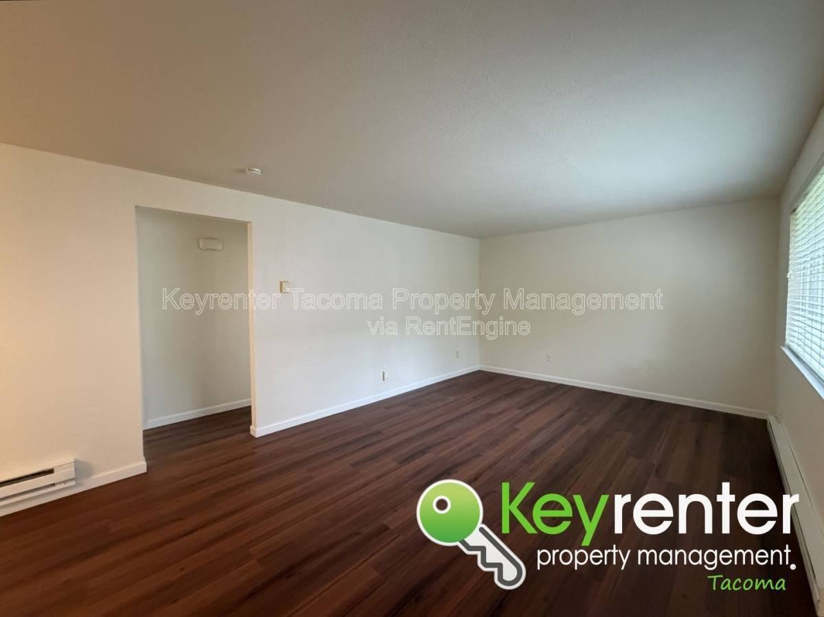 3727 S D St #2 - Photo 3 of 10