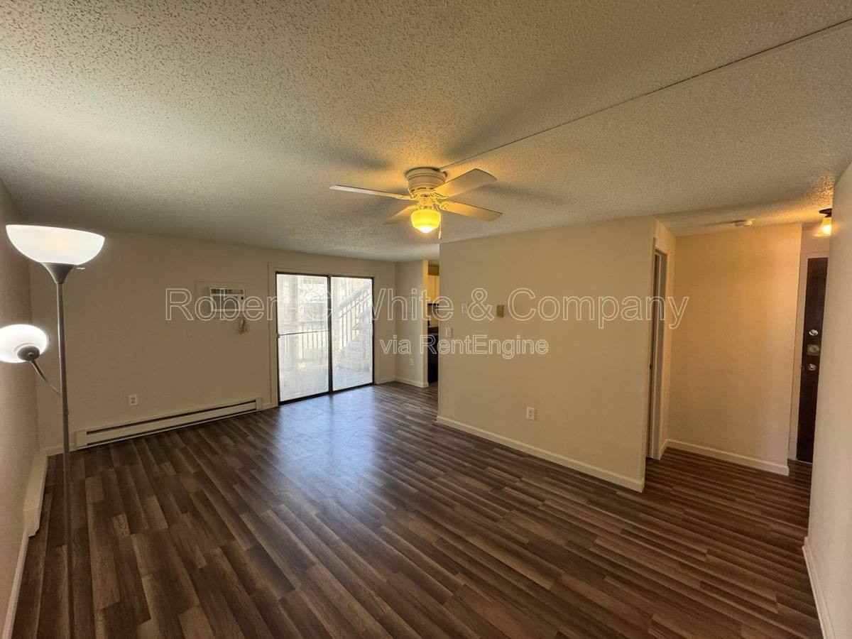 195 Burgundy Hill Ln #195 - Photo 3 of 10