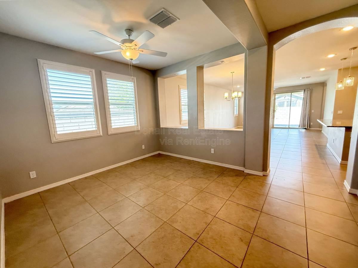 15170 W Pierce St - Photo 3 of 10
