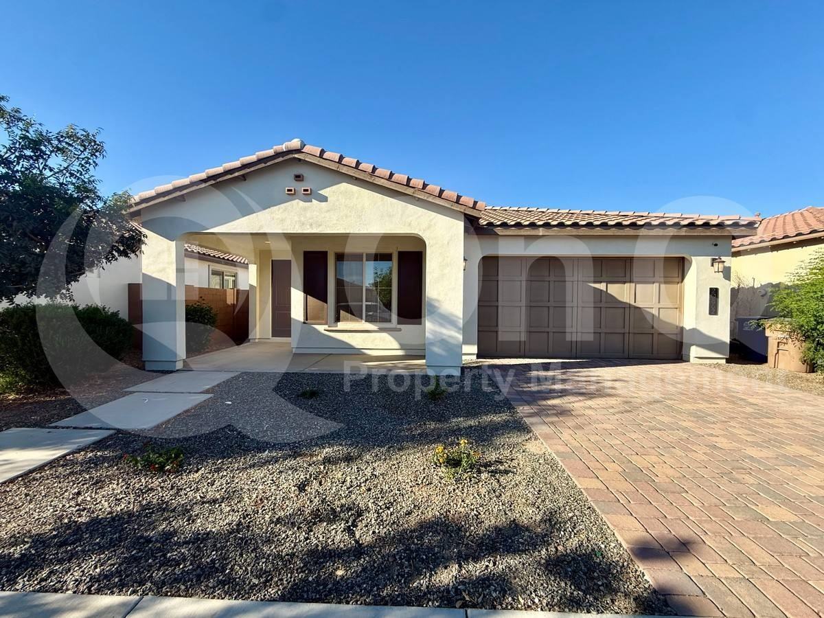 20862 E Sparrow Dr - Photo 2 of 10