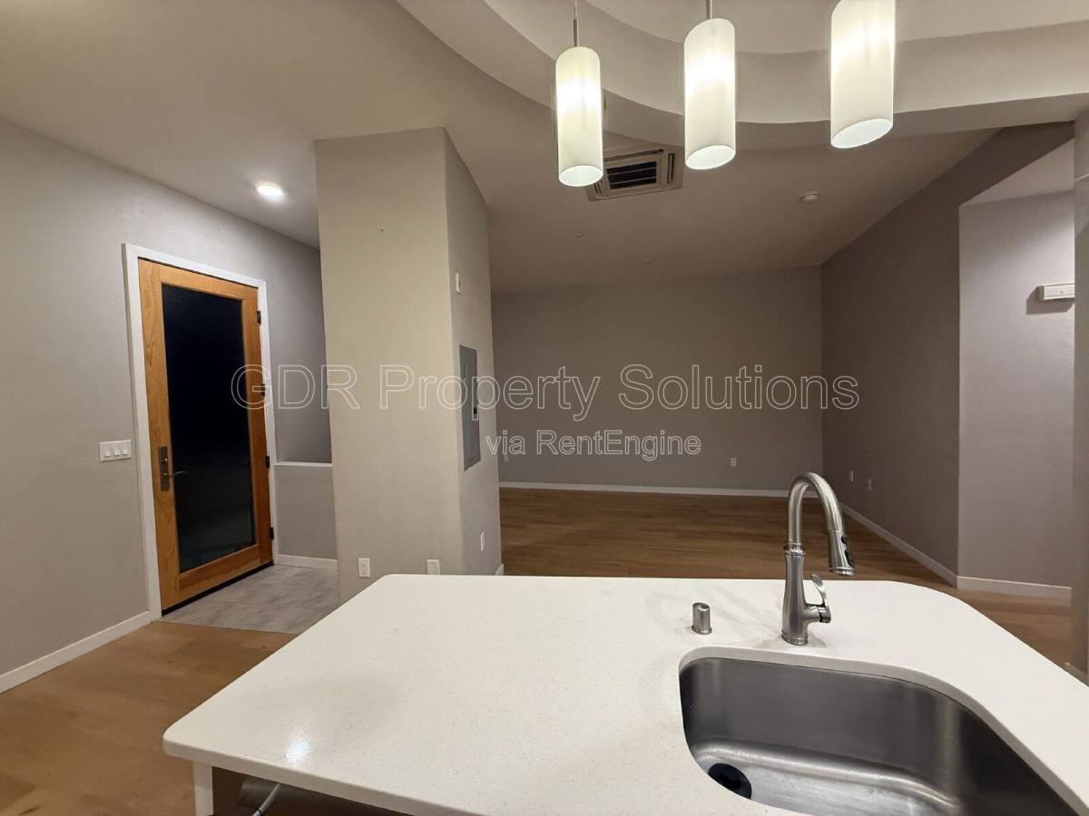 3600 Central Ave Se - Photo 7 of 10
