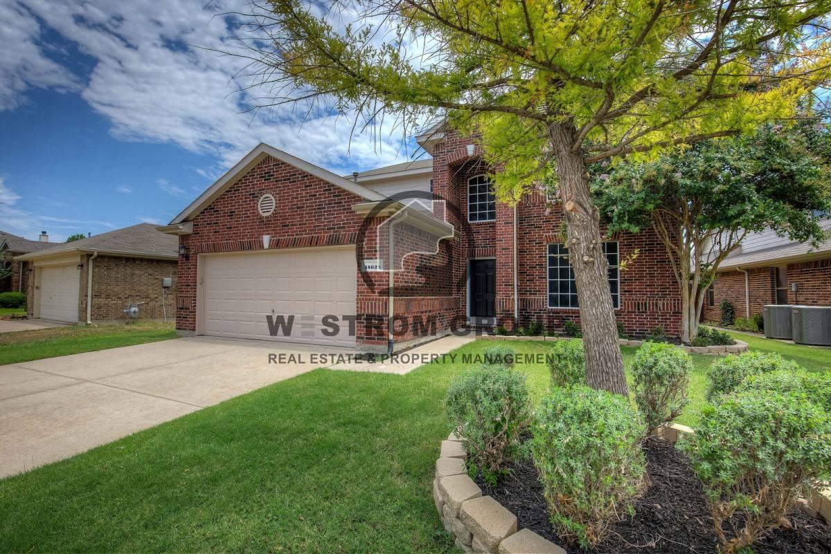 15628 Landing Creek Ln - Photo 3 of 8