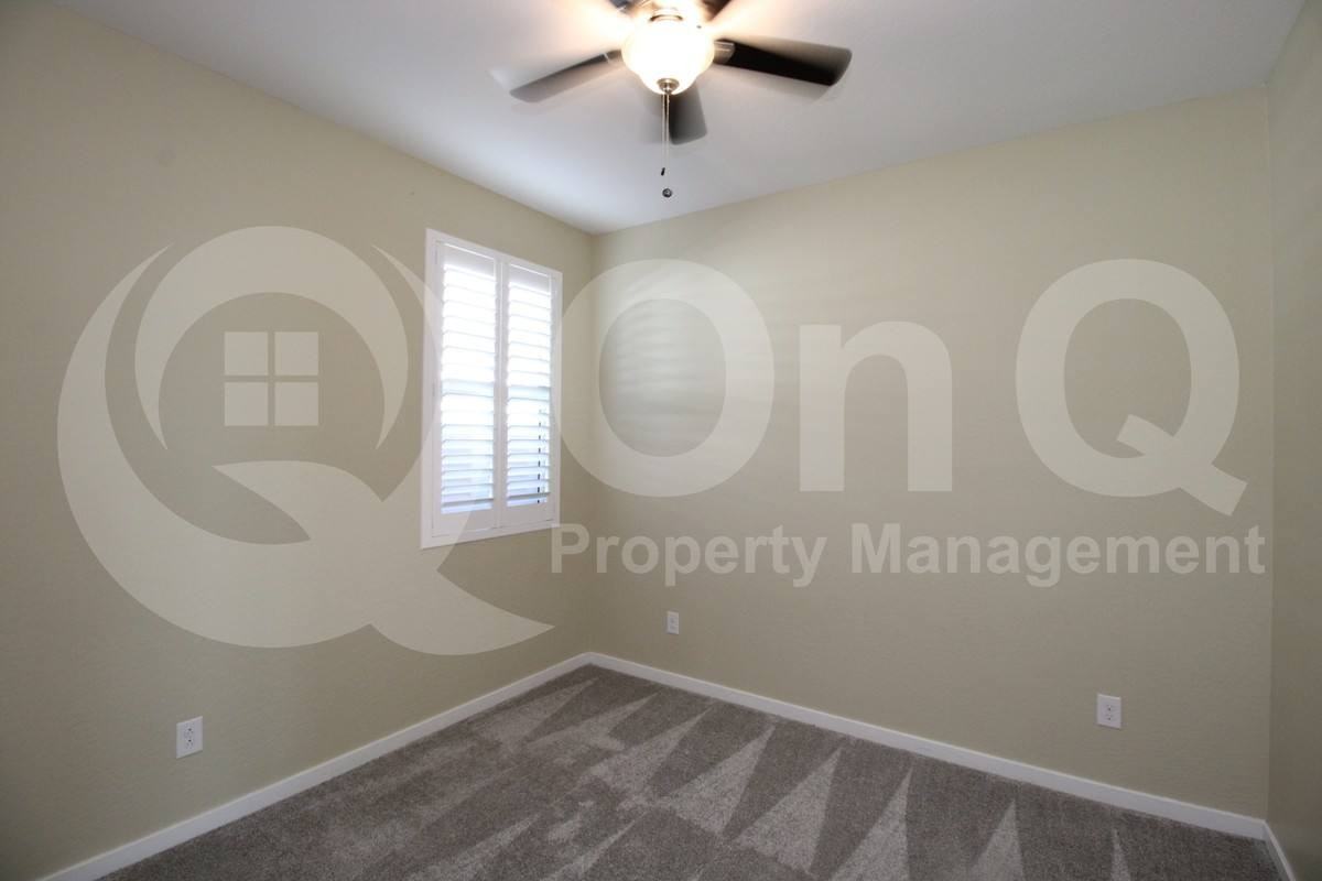 13259 N 143rd Dr - Photo 3 of 10