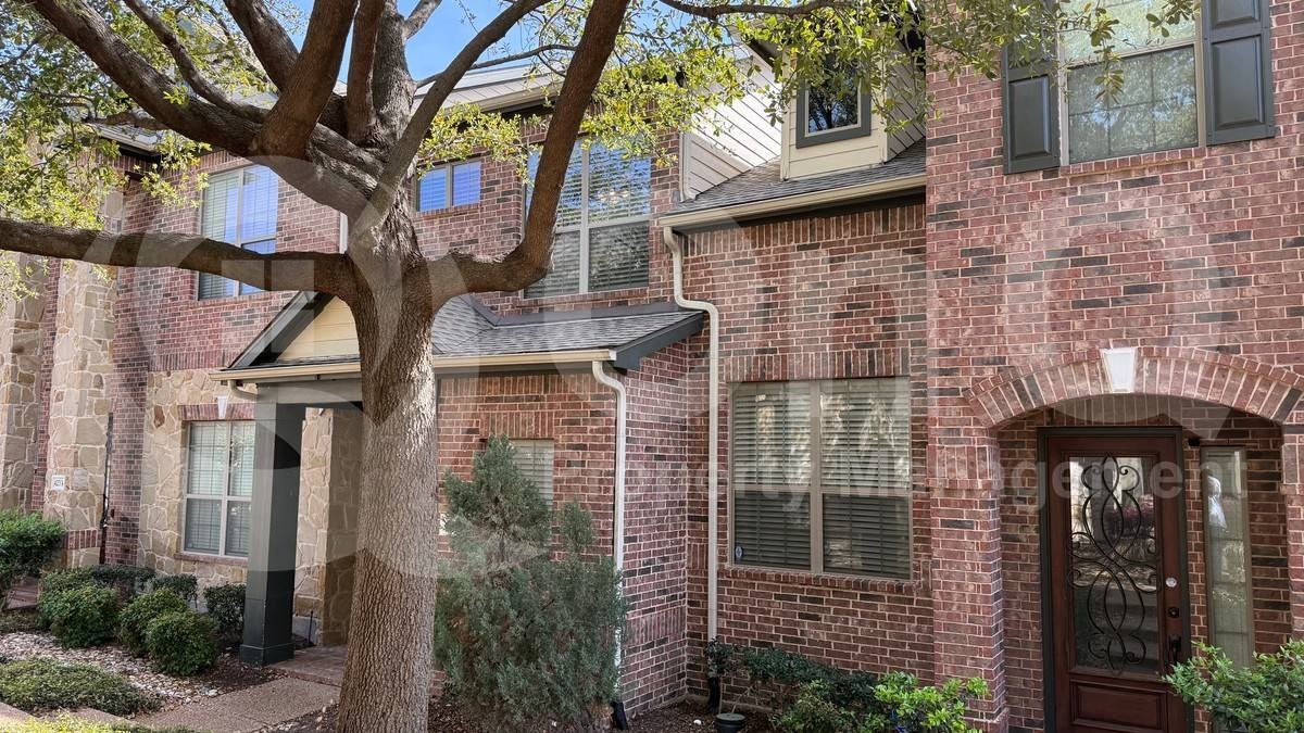 4233 Swan Forest Dr #C - Photo 3 of 10