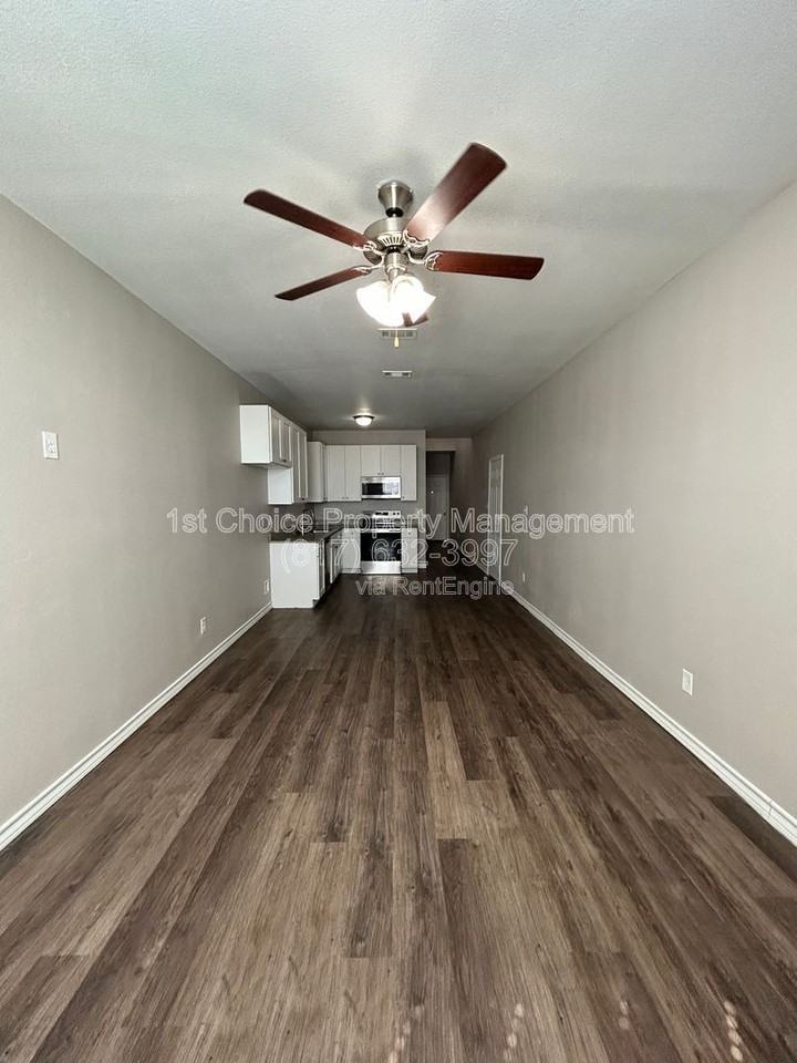 7929 Doreen Ave #7931 - Photo 6 of 22