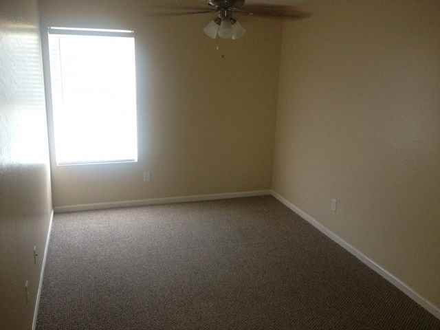 1222 S 119th Ln - Photo 6 of 17