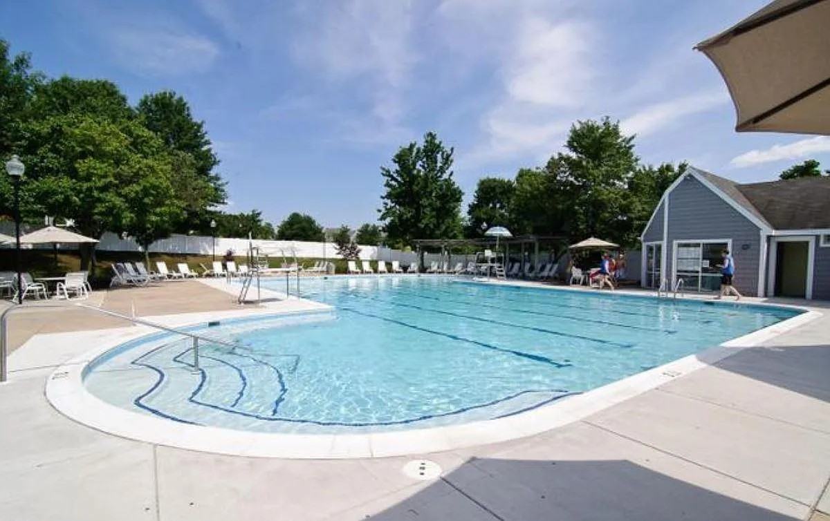 7734 Chatfield Lane - Photo 4 of 58