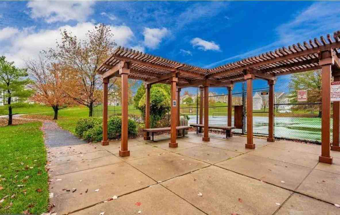 7734 Chatfield Lane - Photo 5 of 58