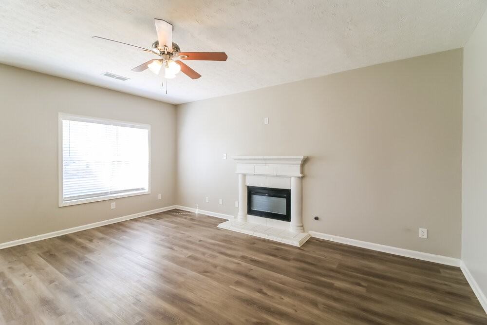 5382 Winding Glen Dr - Photo 5 of 17