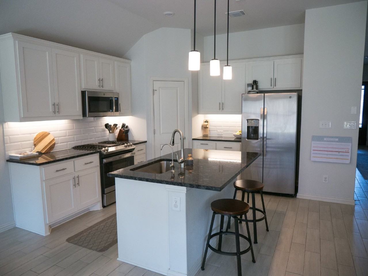 292 Eagle Ford Dr - Photo 6 of 16