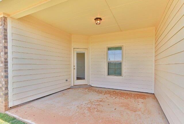 11810 Evanston Ave - Photo 2 of 18