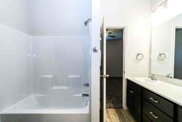 11810 Evanston Ave - Photo 7 of 18