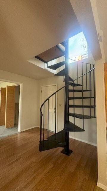 624 Seacliff Dr - Photo 7 of 8