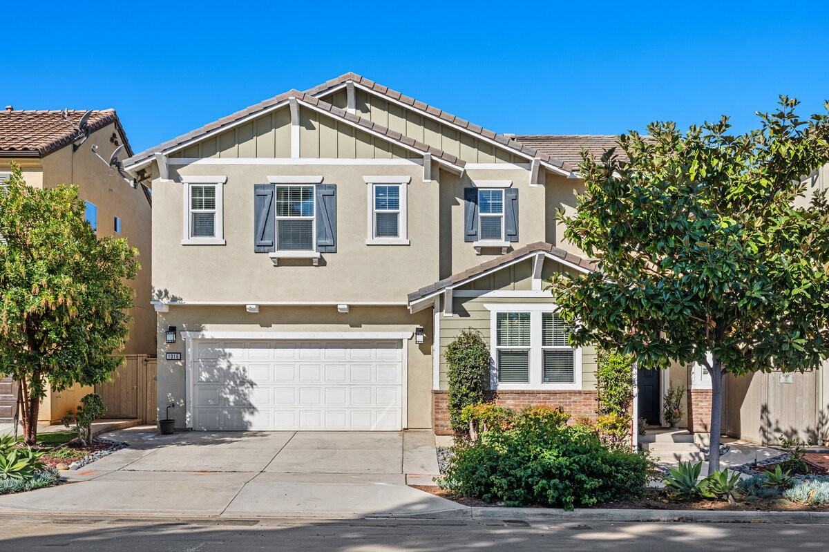 1016 18th St - Photo 2 of 37