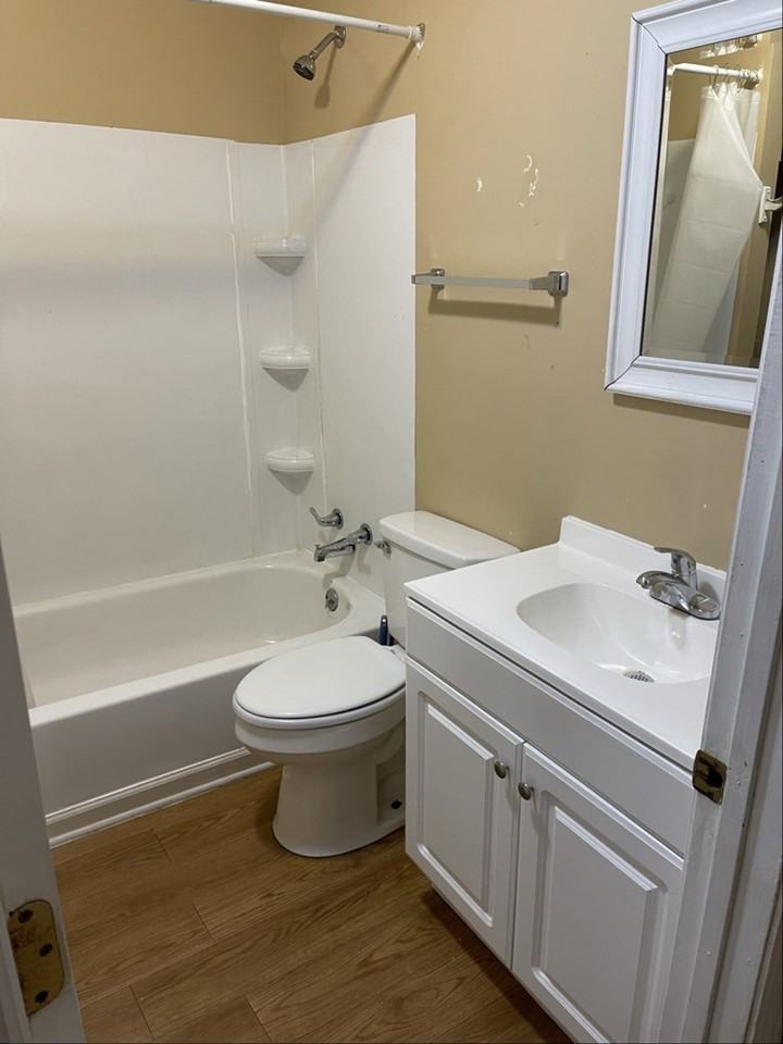 1335 Harrison Ave - Photo 4 of 10