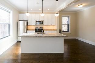 1367 E 52nd St #1S - Photo 1 of 1