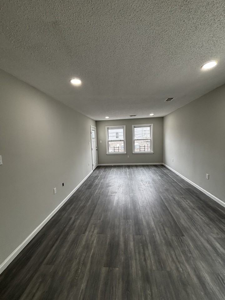 85 Jefferson St #2 - Photo 6 of 6