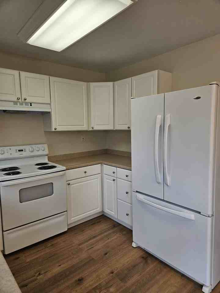 170 Gilbert Ave #NA - Photo 5 of 9