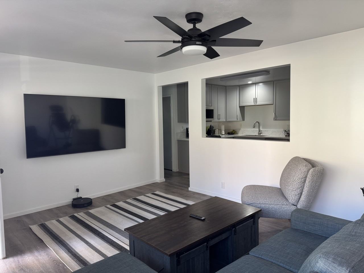 619 Huntridge Dr #NA - Photo 2 of 15