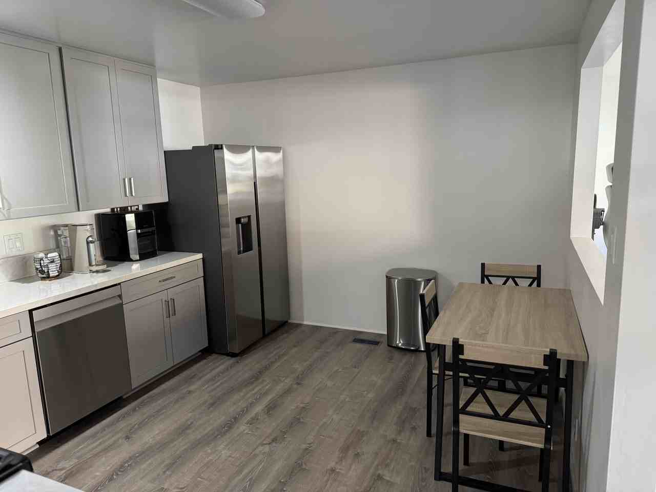 619 Huntridge Dr #NA - Photo 7 of 15