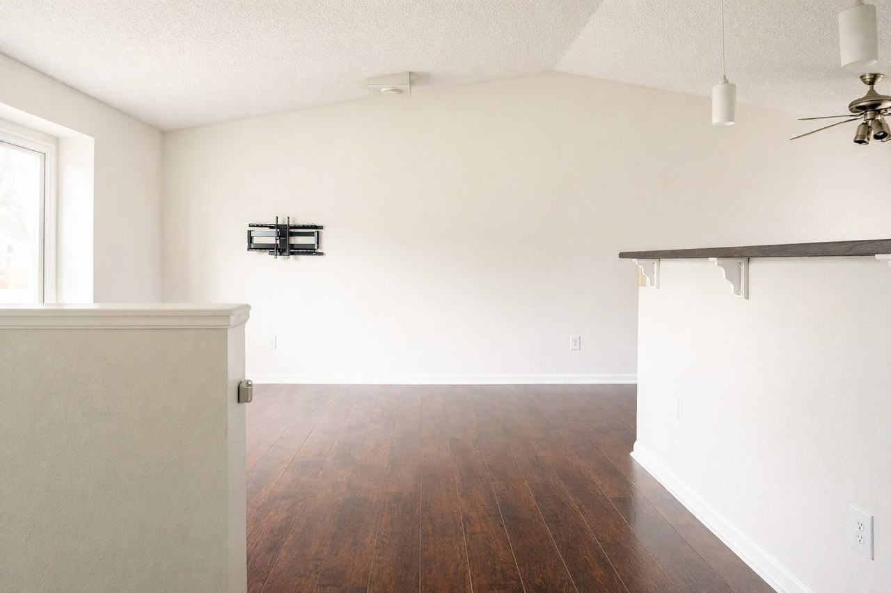 3424 Colony Dr #NA - Photo 3 of 22