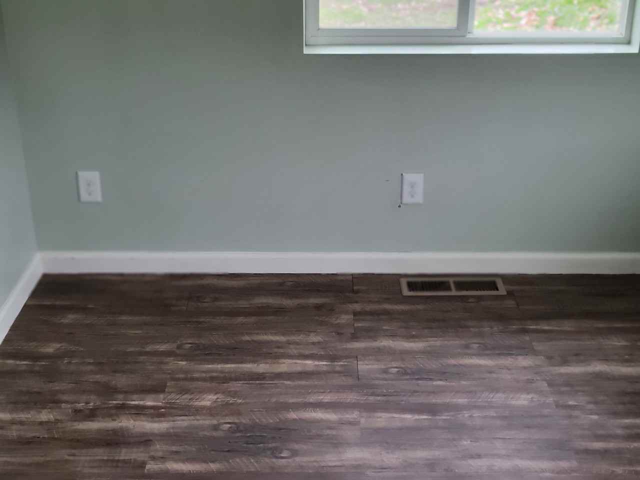 26801 Columbia Way #NA - Photo 6 of 9