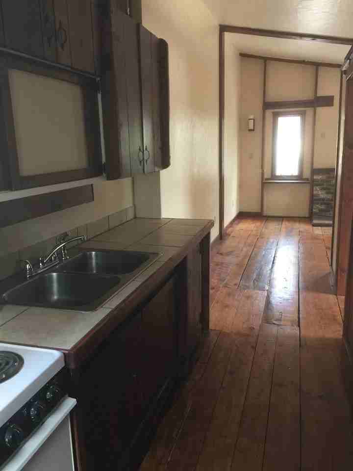 24 Cooper Hill Rd #C - Photo 6 of 12