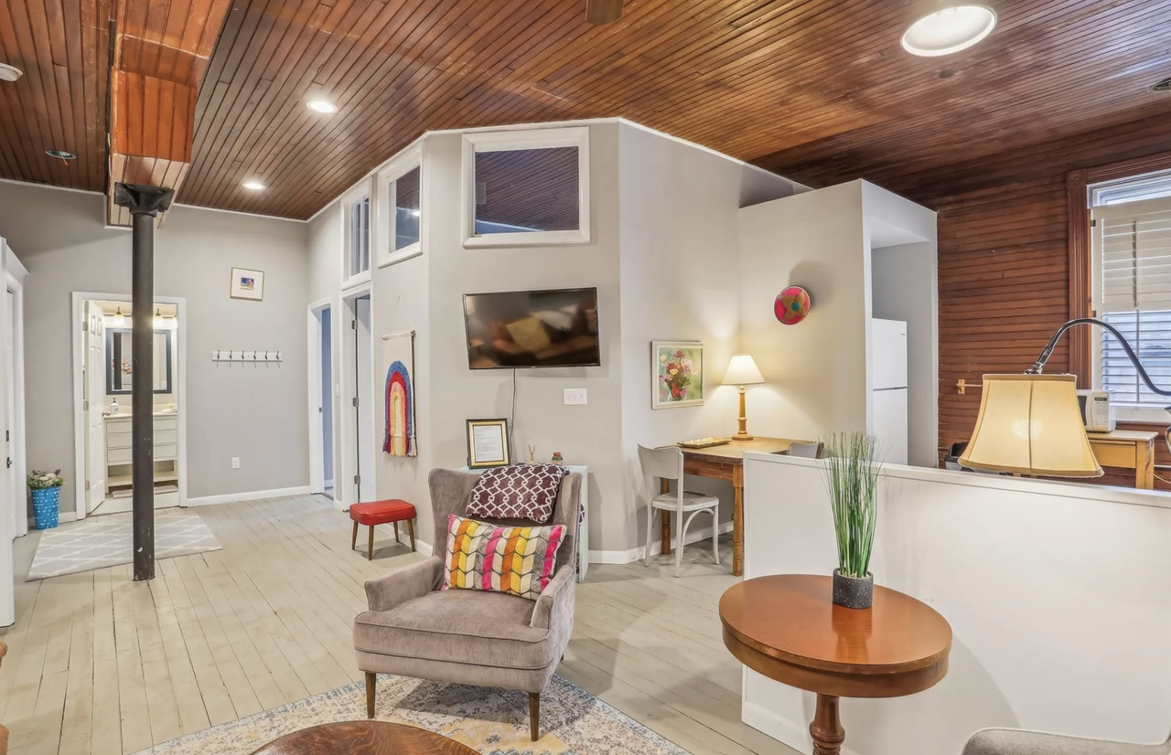 437 William Ave #3 - Photo 2 of 7