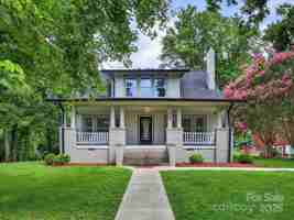 featured image of 808 W Union St #NA