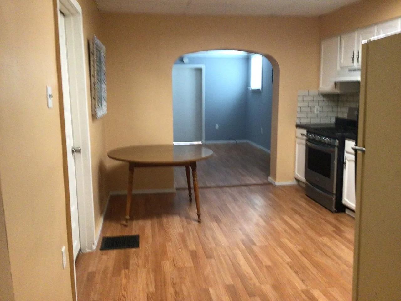 1252 Kenneth Ave #1 - Photo 3 of 9