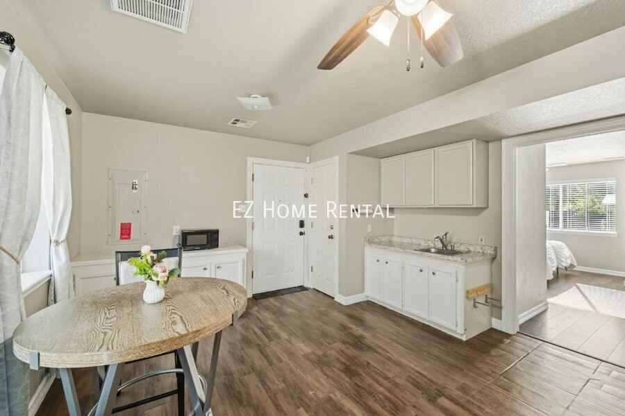 24527 Appian Rdg #B - Photo 3 of 14
