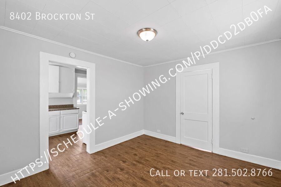 8402 Brockton St - Photo 2 of 10