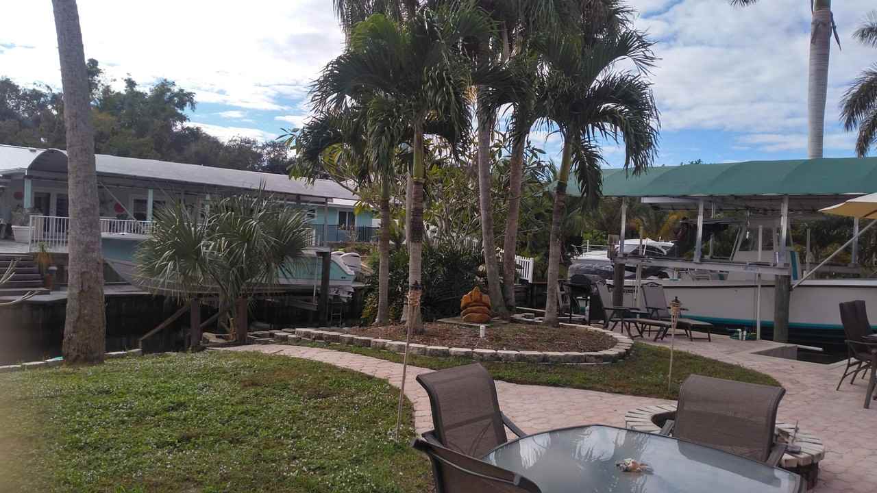 755 Sw Rustic Cir - Photo 6 of 10