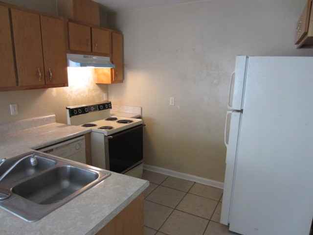 1223 Cleveland St #2 - Photo 2 of 11