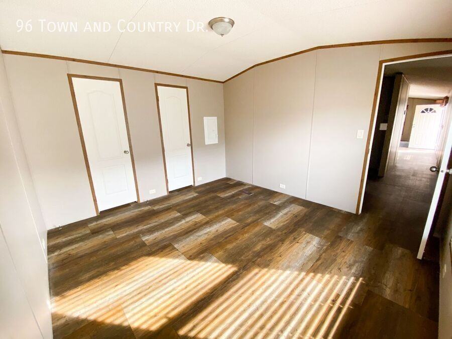 96 Town And Country Dr - Photo 5 of 6