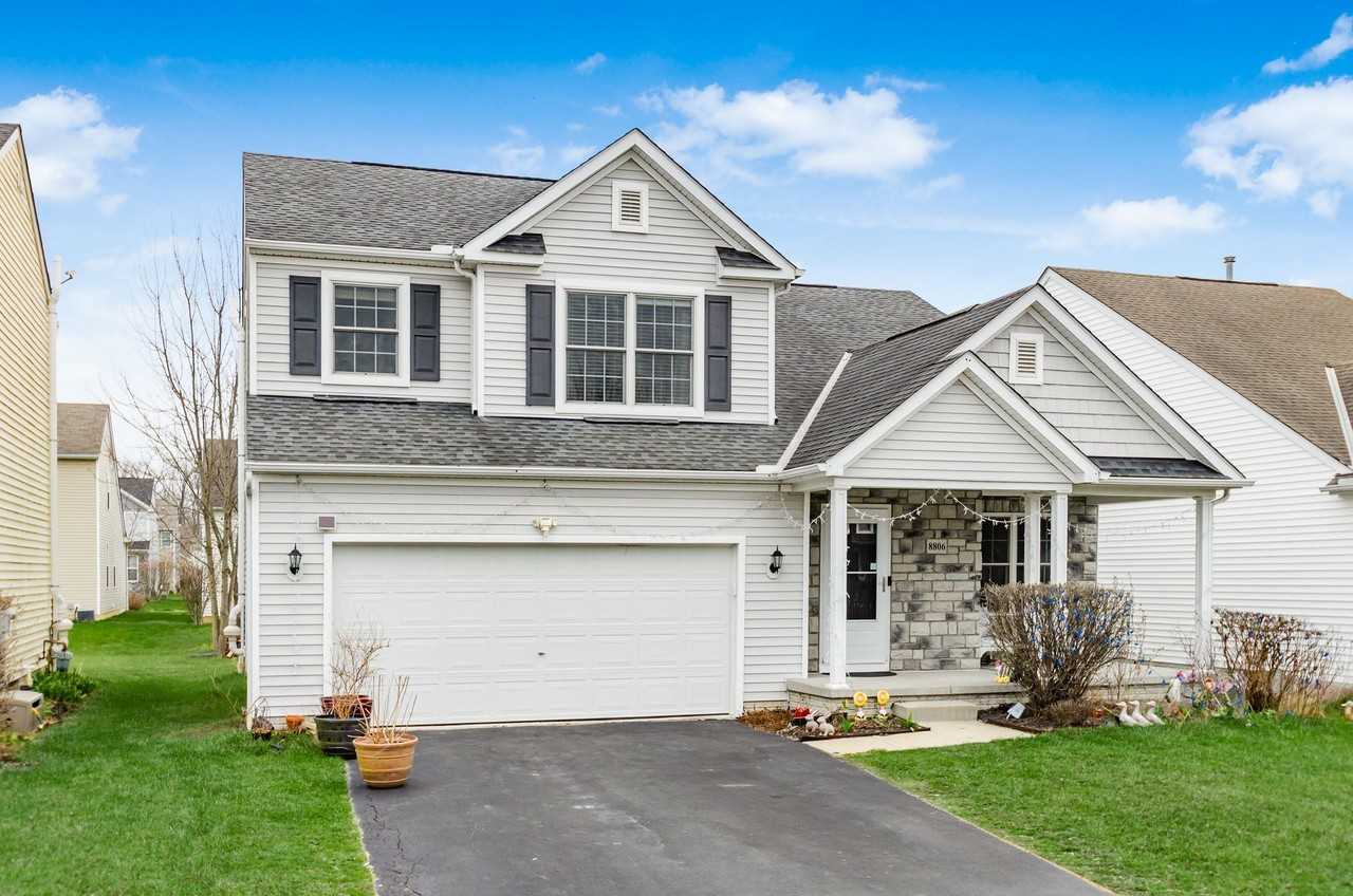 8806 Emerald Hill Dr - Photo 3 of 49