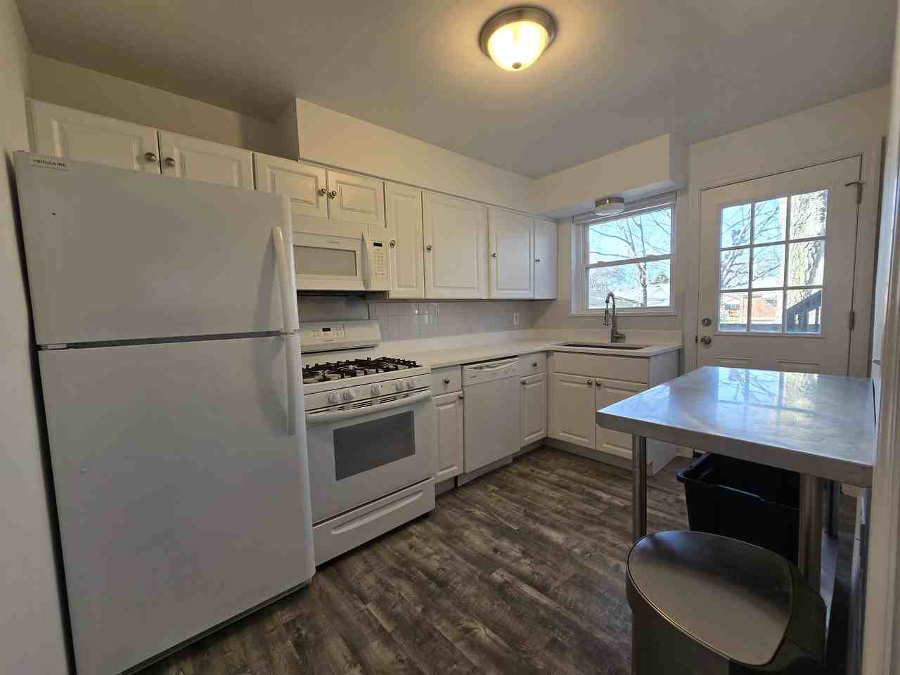 2784 Breezy Way #1 - Photo 7 of 20