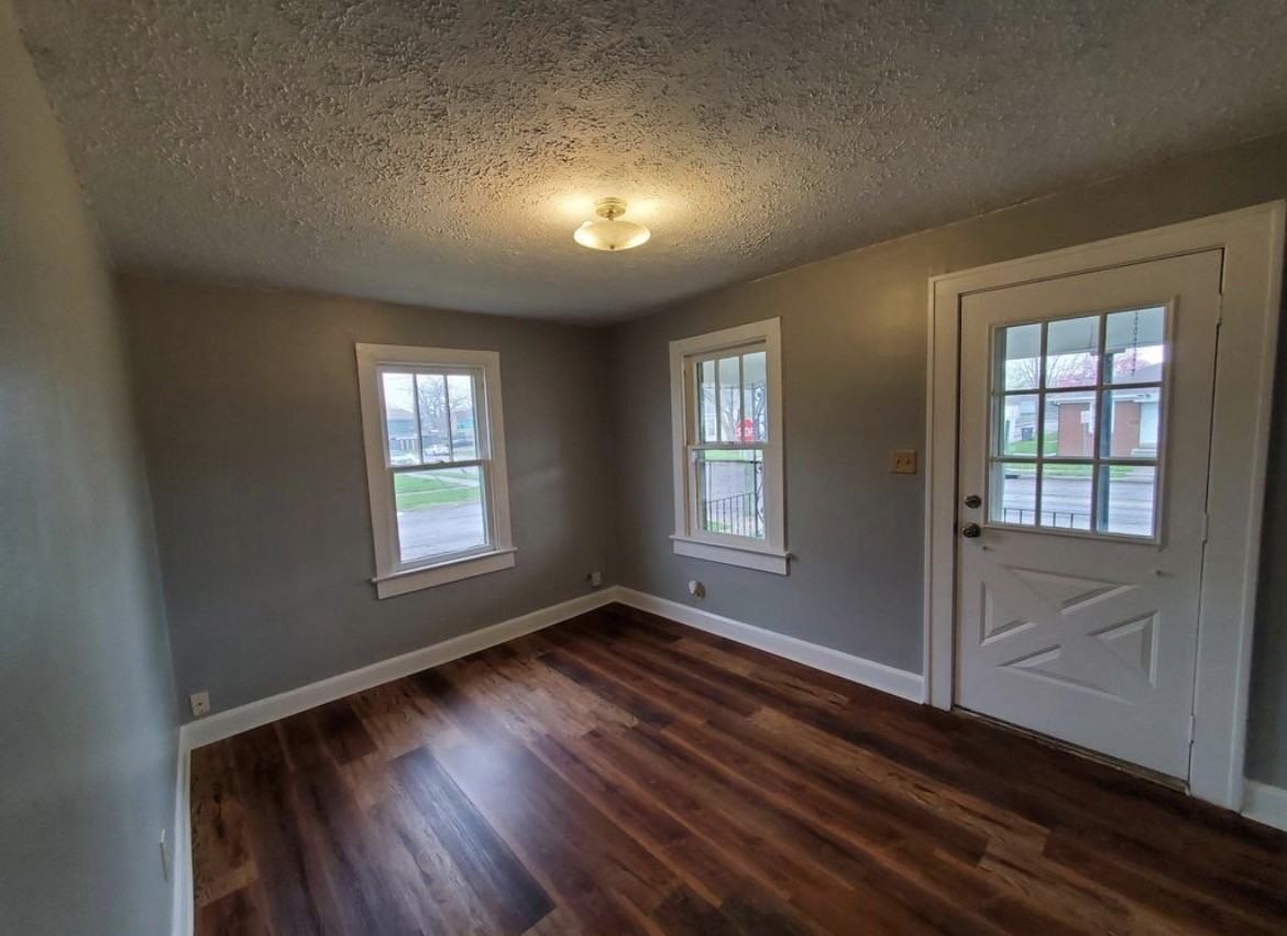 2501 English Ave #2501 - Photo 3 of 16