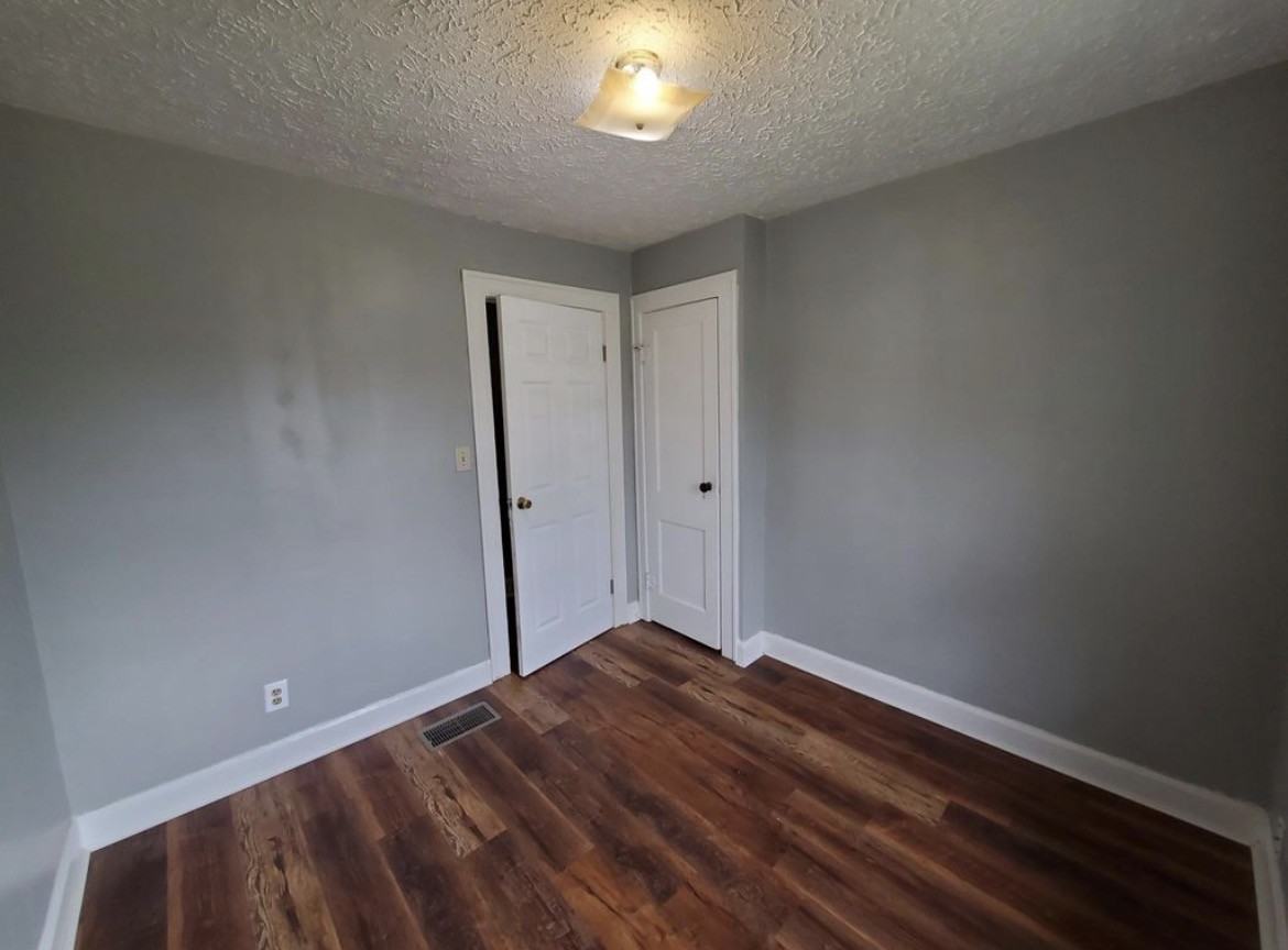 2501 English Ave #2501 - Photo 7 of 16