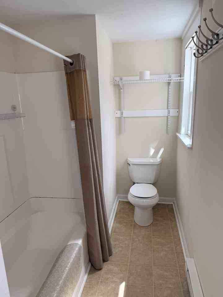 84 Broad St #4 - Photo 4 of 6