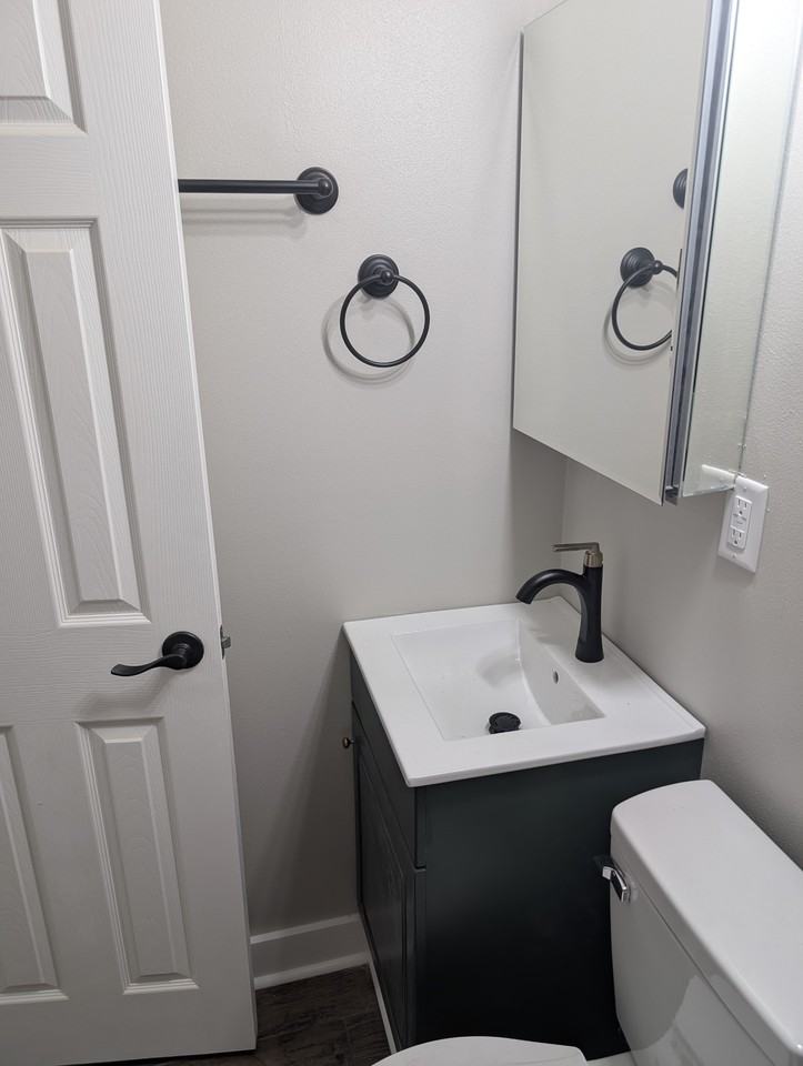 2511 S St #2511 - Photo 3 of 16