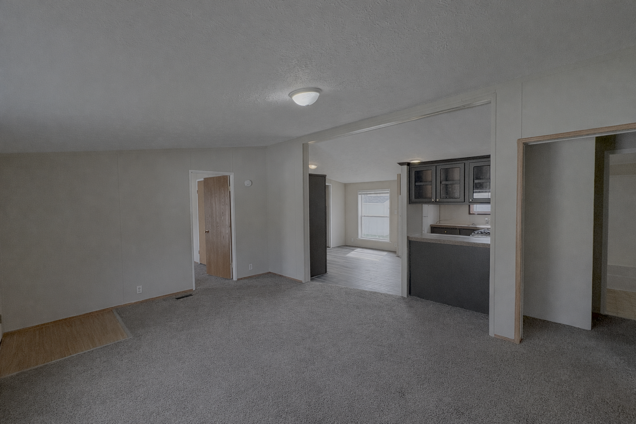 247 Laurel Leah - Photo 4 of 9