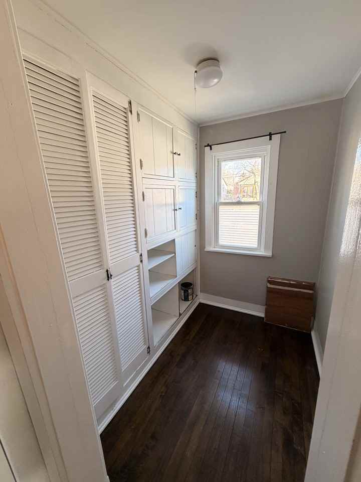 856 Woodlawn Ave - Photo 7 of 18