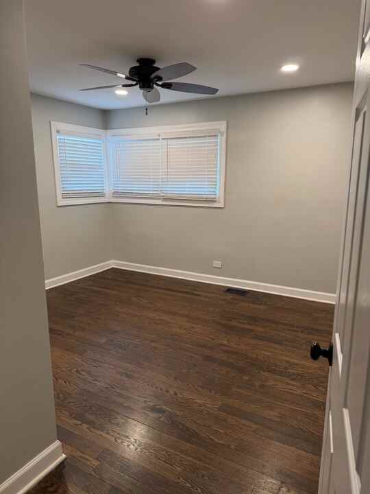 2802 Dove St - Photo 7 of 18