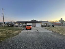 featured image of 20422 E Wellesley Ave