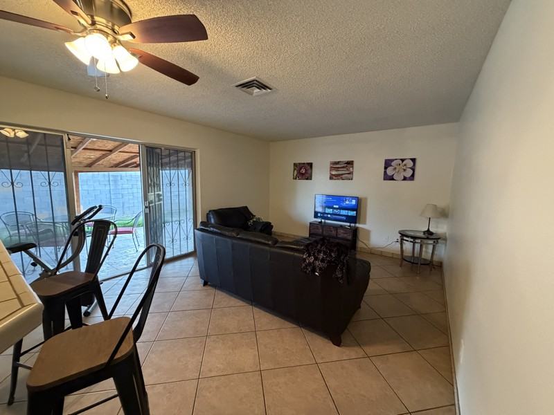 8119 W Glenrosa Ave - Photo 3 of 10